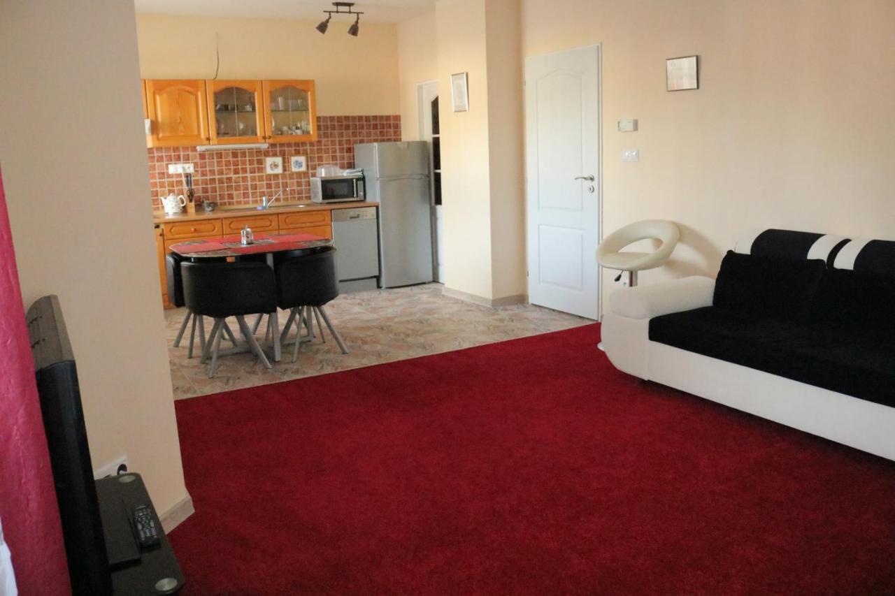 Apartments Vera Карлови Вари Екстериор снимка